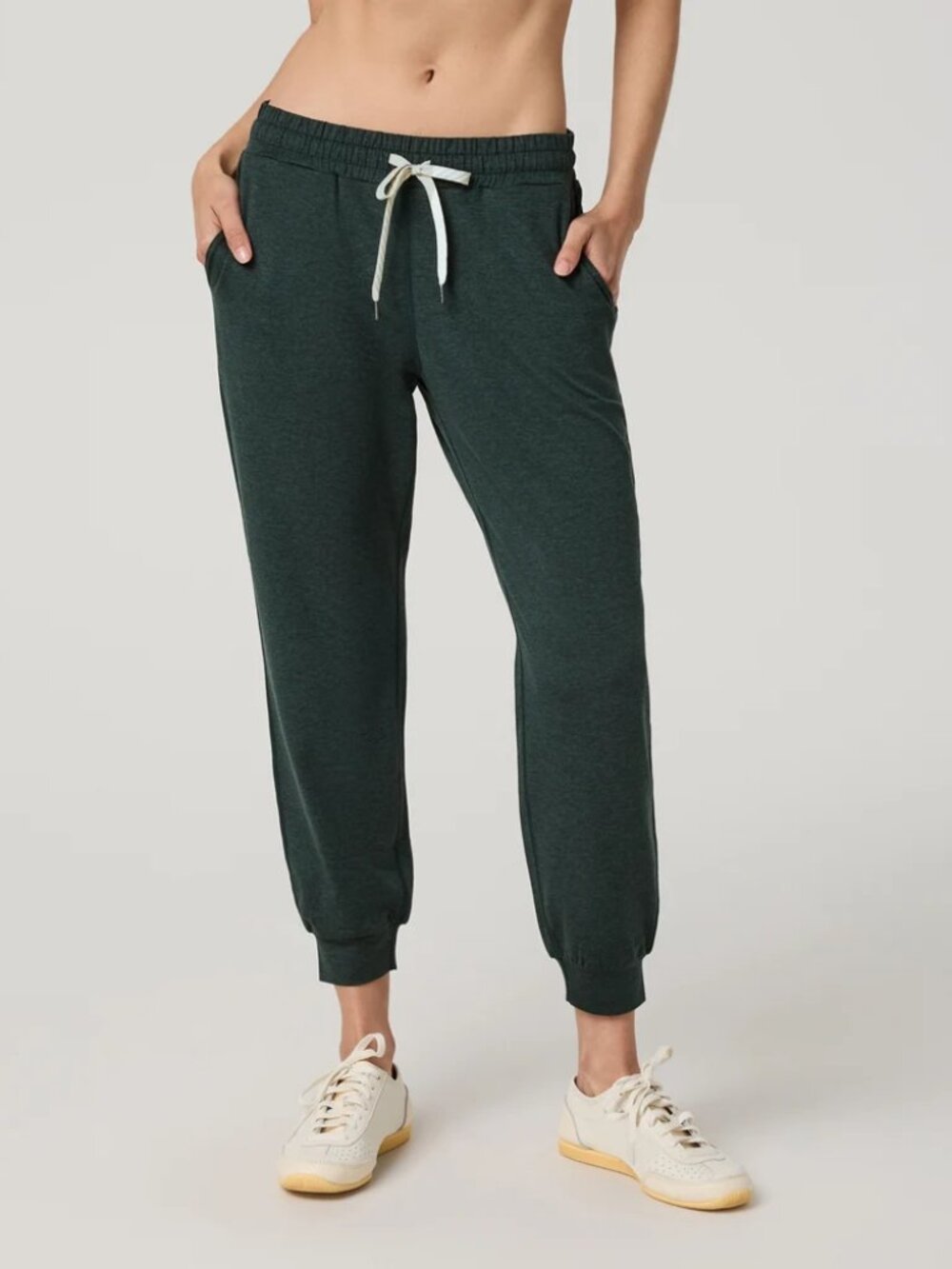 Vuori Performance Jogger Khaki Gray Size Small Sustainable Eco-Friendly